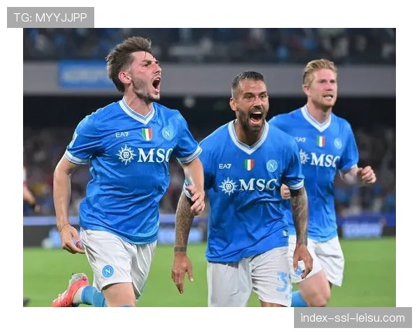 焦点战：那不勒斯vs拉齐奥，半场互交白卷，场面胶着